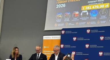 Podpisanie umowy, Starosta Piski, Wojewoda