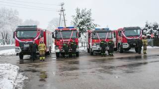 Uroczyste przekazanie pojazdów ratowniczo gaśniczych